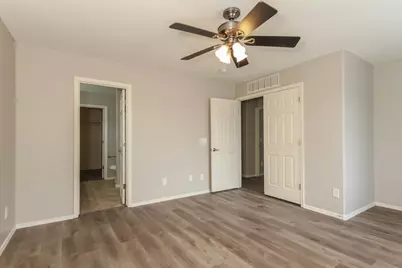 12924 W Peppertree Lane, Glendale, AZ 85307 - Photo 9