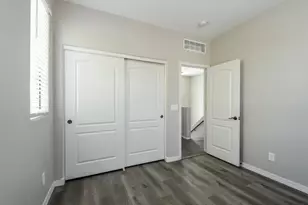 2403 W Dusty Wren Dr, Phoenix, AZ 85085 - Photo 13