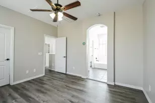 2403 W Dusty Wren Dr, Phoenix, AZ 85085 - Photo 11