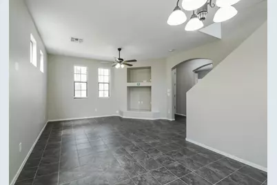 2403 W Dusty Wren Drive, Phoenix, AZ 85085 - Photo 5