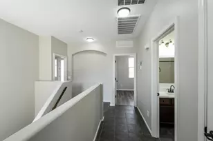 2403 W Dusty Wren Dr, Phoenix, AZ 85085 - Photo 15