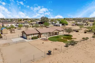 13105 S 209th Ln, Buckeye, AZ 85326 - Photo 3