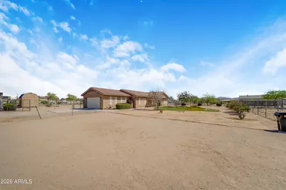 13105 S 209th Lane, Buckeye, AZ 85326 - Photo 5