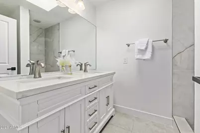 1867 E Kirkland Lane, Tempe, AZ 85281 - Photo 11