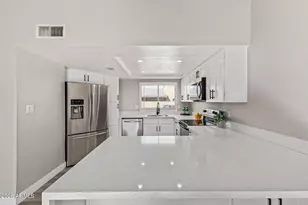 1867 E Kirkland Ln, Tempe, AZ 85281 - Photo 5