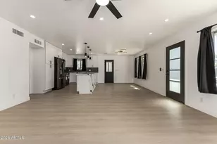 7323 N 16th Pl, Phoenix, AZ 85020 - Photo 11
