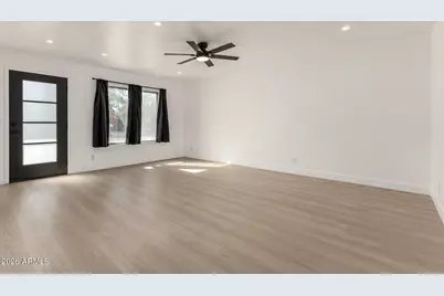 7323 N 16th Place, Phoenix, AZ 85020 - Photo 13