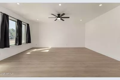 7323 N 16th Place, Phoenix, AZ 85020 - Photo 9