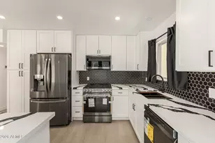 7323 N 16th Pl, Phoenix, AZ 85020 - Photo 5