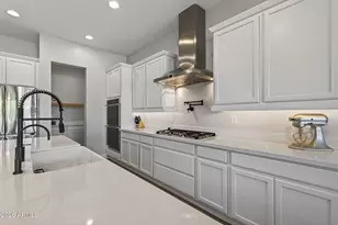 10706 E Travertine Ave, Mesa, AZ 85212 - Photo 11