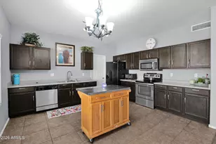 15836 W Acapulco Ln, Surprise, AZ 85379 - Photo 7