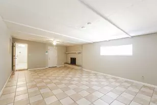 1544 E Clover, Mesa, AZ 85203 - Photo 9