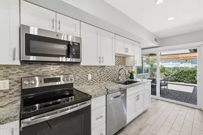 8198 E Del Caverna Drive, Scottsdale, AZ 85258 - Photo 19