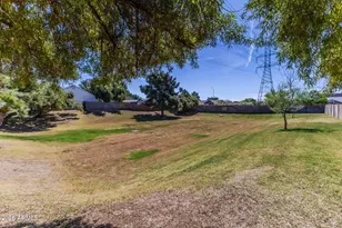 441 S Maple St, Mesa, AZ 85206 - Photo 27