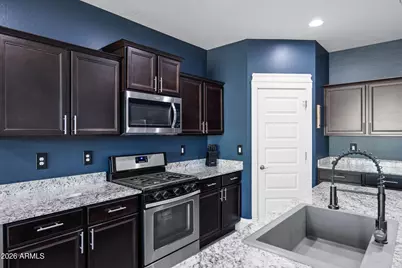 624 W Blue Ridge Drive, San Tan Valley, AZ 85140 - Photo 13