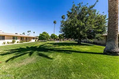 13239 N 110th Avenue, Sun City, AZ 85351 - Photo 27