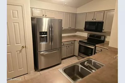 11109 W Madisen Ellise Drive, Surprise, AZ 85378 - Photo 15