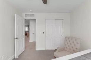 2522 E Mine Creek Rd, Phoenix, AZ 85024 - Photo 33