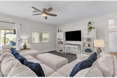 2522 E Mine Creek Road, Phoenix, AZ 85024 - Photo 15