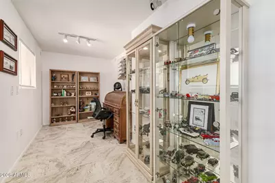 11801 N Coggins Drive, Sun City, AZ 85351 - Photo 19