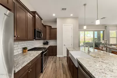 16458 W Gary Way, Goodyear, AZ 85338 - Photo 13