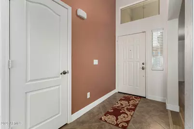 17616 W Bloomfield Road, Surprise, AZ 85388 - Photo 7