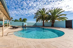 3827 E Larkspur Dr, Phoenix, AZ 85032 - Photo 17