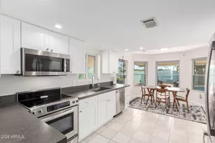 3827 E Larkspur Dr, Phoenix, AZ 85032 - Photo 3