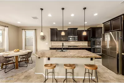18834 W Yucatan Drive, Surprise, AZ 85388 - Photo 15