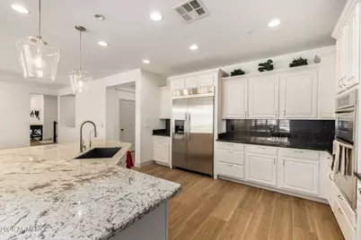 12904 W Chucks Avenue, Peoria, AZ 85383 - Photo 9