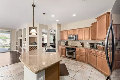 3370 E Horseshoe Drive, Chandler, AZ 85249 - Photo 5