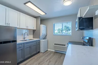 2020 W Orangewood Avenue, Phoenix, AZ 85021 - Photo 11