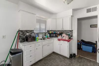 2344 E School Drive, Phoenix, AZ 85040 - Photo 7