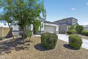 31042 W Earll Dr, Buckeye, AZ 85396 - Photo 3