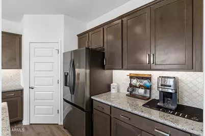 16759 W Canterbury Drive, Surprise, AZ 85388 - Photo 11