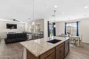 16759 W Canterbury Dr, Surprise, AZ 85388 - Photo 15