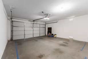 2313 W Straight Arrow Ln, Phoenix, AZ 85085 - Photo 31