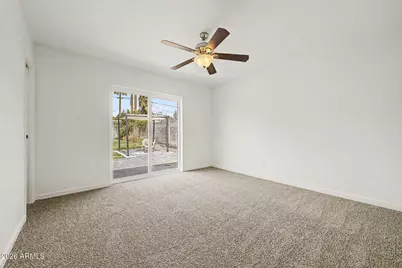 210 E El Camino Drive, Phoenix, AZ 85020 - Photo 17