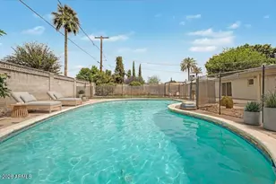 210 E El Camino Dr, Phoenix, AZ 85020 - Photo 5