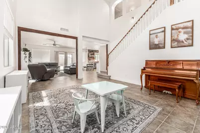 673 W Hereford Drive, San Tan Valley, AZ 85143 - Photo 3