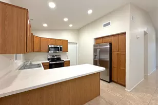 1051 S Honeysuckle Ln, Gilbert, AZ 85296 - Photo 7