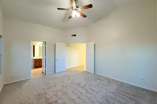 1051 S Honeysuckle Ln, Gilbert, AZ 85296 - Photo 9