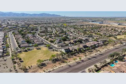 16514 W Mescal Street, Surprise, AZ 85388 - Photo 59