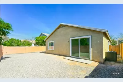 7002 S 40th Lane, Phoenix, AZ 85041 - Photo 15