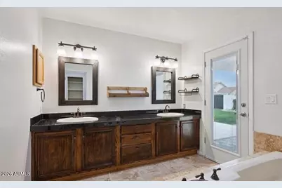 2064 E Kenwood Circle, Mesa, AZ 85213 - Photo 21