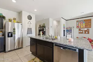 3013 S 78th Dr, Phoenix, AZ 85043 - Photo 7