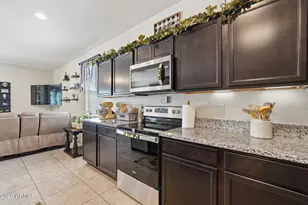 3013 S 78th Dr, Phoenix, AZ 85043 - Photo 5