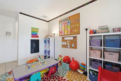 3013 S 78th Drive, Phoenix, AZ 85043 - Photo 9