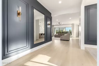 4423 W Park View Lane, Glendale, AZ 85310 - Photo 9