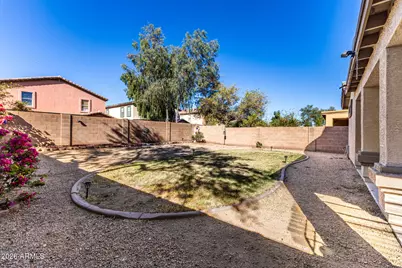 25278 W Parkside Lane S, Buckeye, AZ 85326 - Photo 31